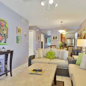 lavender-jungle-by-avantstay-great-location-w-patio.hotels-in-key-west.com/